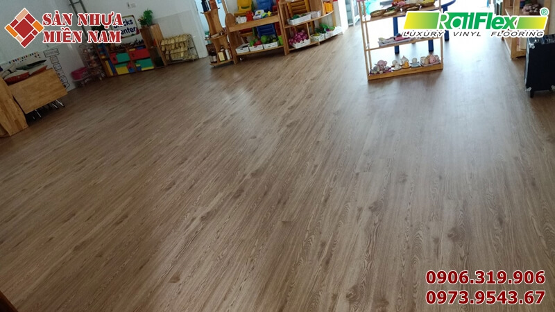 Ung-dung-san-nhua-hem-khoa-m803-1